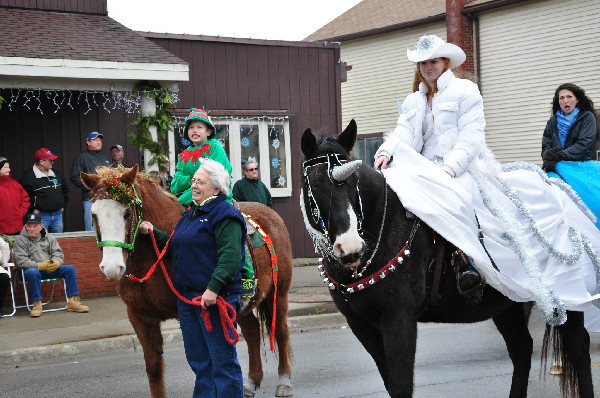 Lexington Michigan Old Fashioned Christmas Horse parade
