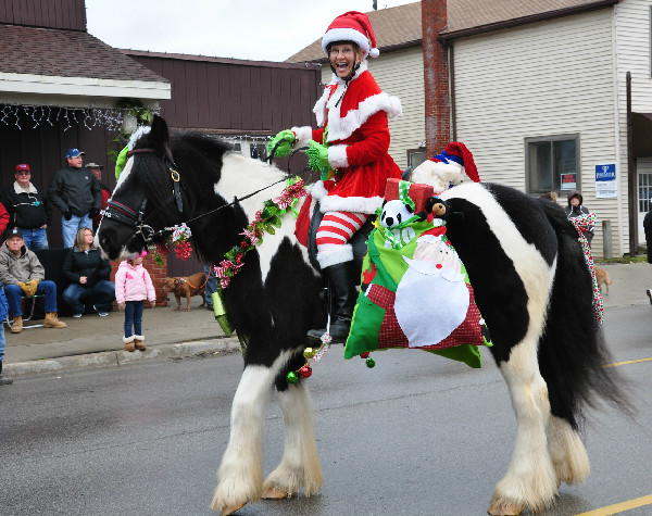 An Old Fashioned Christmas Horse Parade in Lexington ...