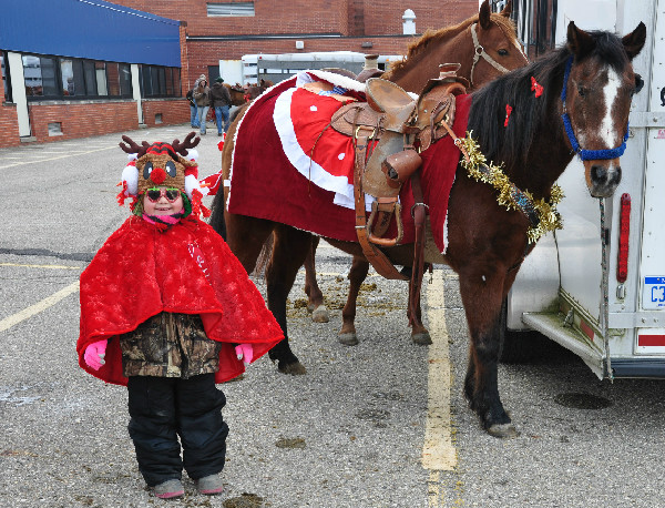 Holiday Horse Parade Michigan costumes Equestrian