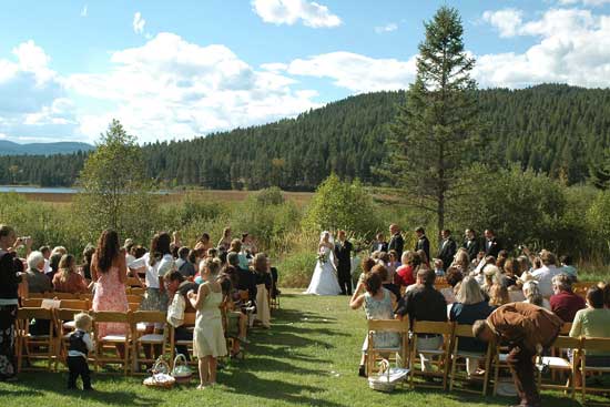 Montana ranch weddings- bar w guest ranch whitefish