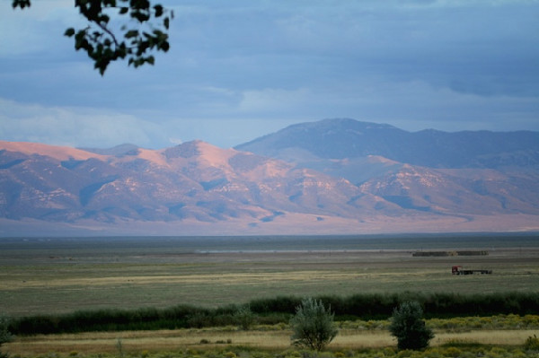 Mustang Monument, Madeleine Pickens' eco-sanctuary for American Mustangs