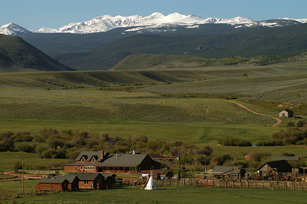 scenic view of laramie river ranch