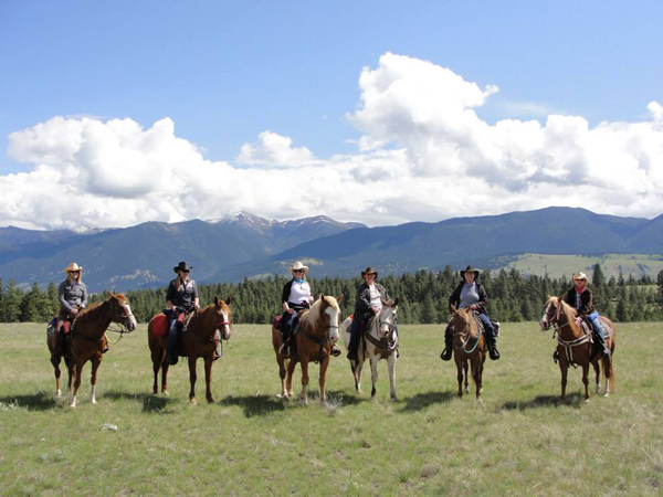 bar w guest ranch trail riding group