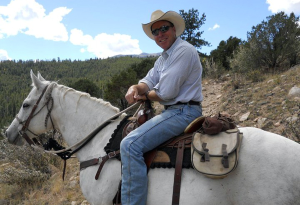 elk mountain ranch horseback riding