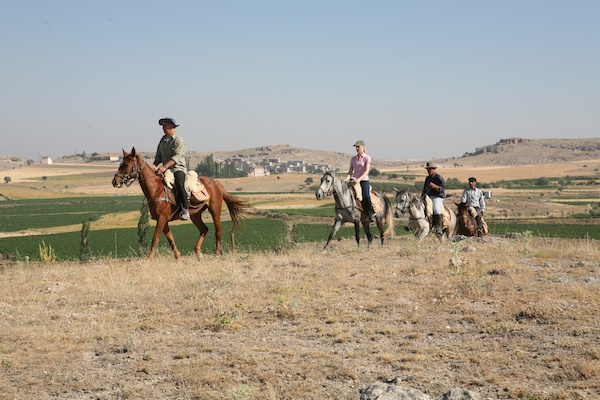 Guzelyurt horse riding