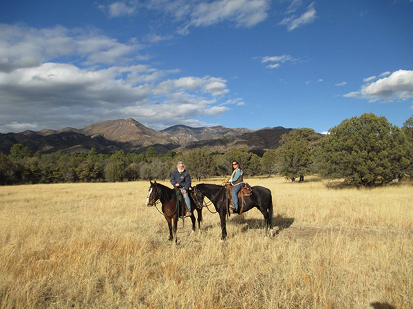 hideout ranch arizona horseback