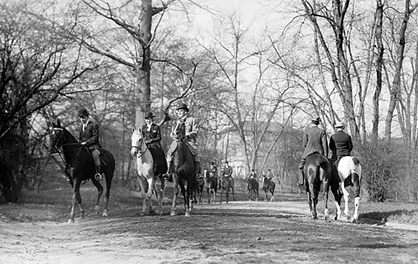 horseback riding central park 1910 new york