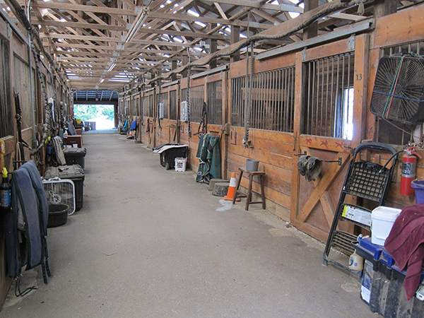 riley's farm barn 