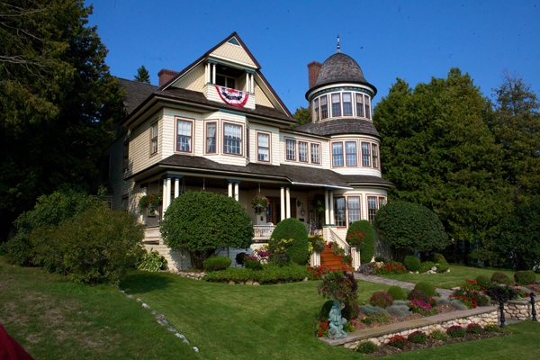 Mackinac Island Cottage