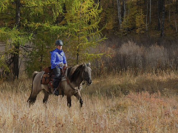 Mongolia riding holidays