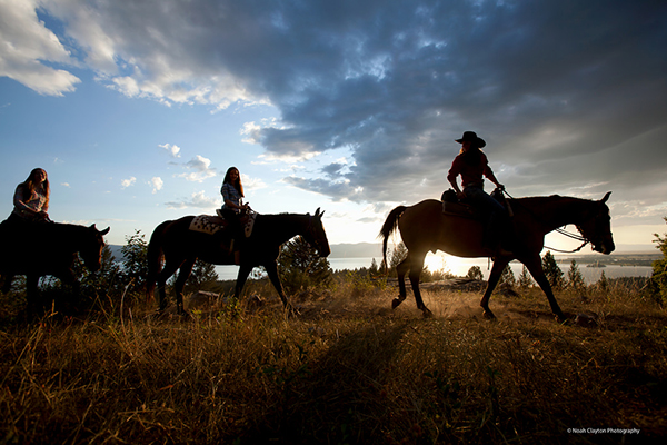 Montana dude ranch horseback riding travel