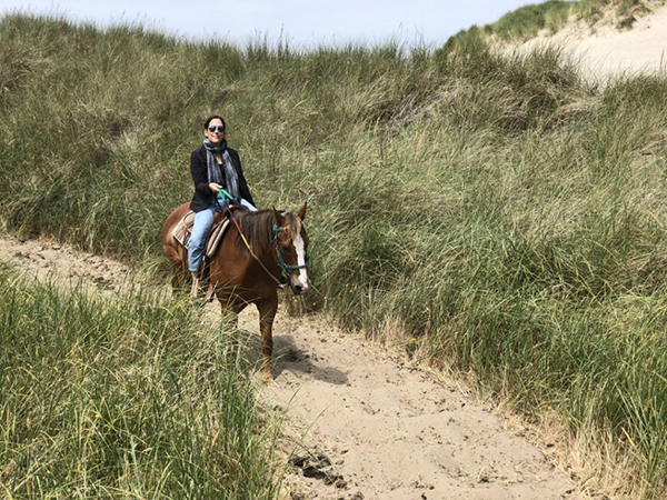 horseback riding through the oregon dunes 