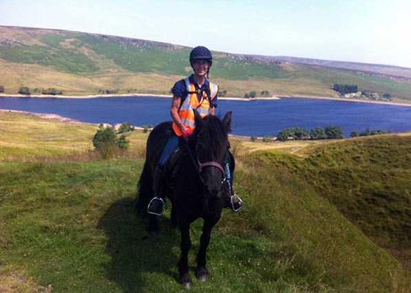 peers clough riding holidays uk