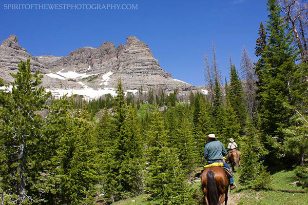 T Cross Ranch horse pack trip