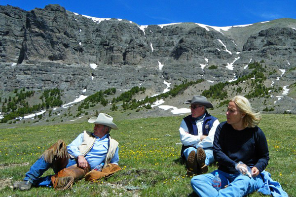 t cross ranch dude ranch wyoming