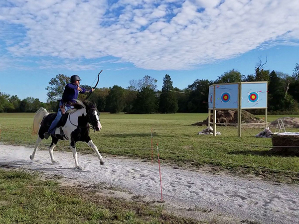 mounted archery lessons with tennessee valley archery 