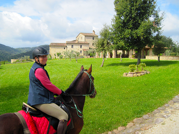 Horseback riding vacations in Tuscany