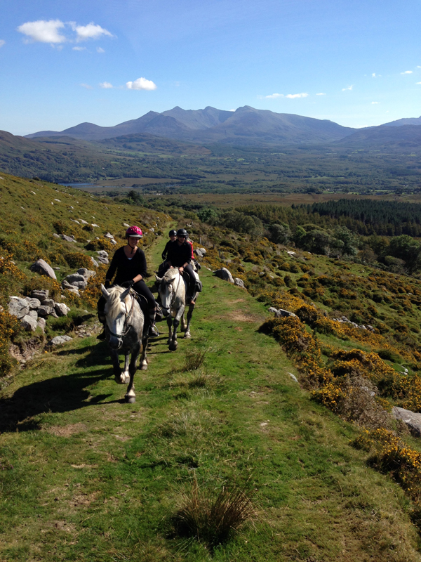 Horseback riding McGillicuddy Reeks Ireland