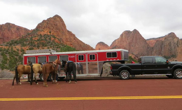 zion national park horse trailer parking area